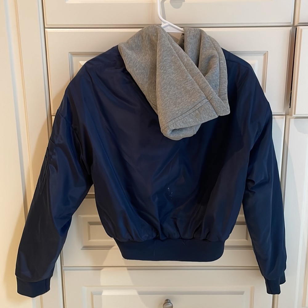 Superdown Cropped Bomber Jacket With Sweatshirt H… - image 2